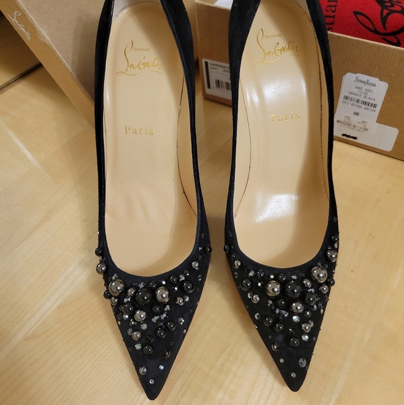 Christian Louboutin black suede heels - Picture 4 of 7